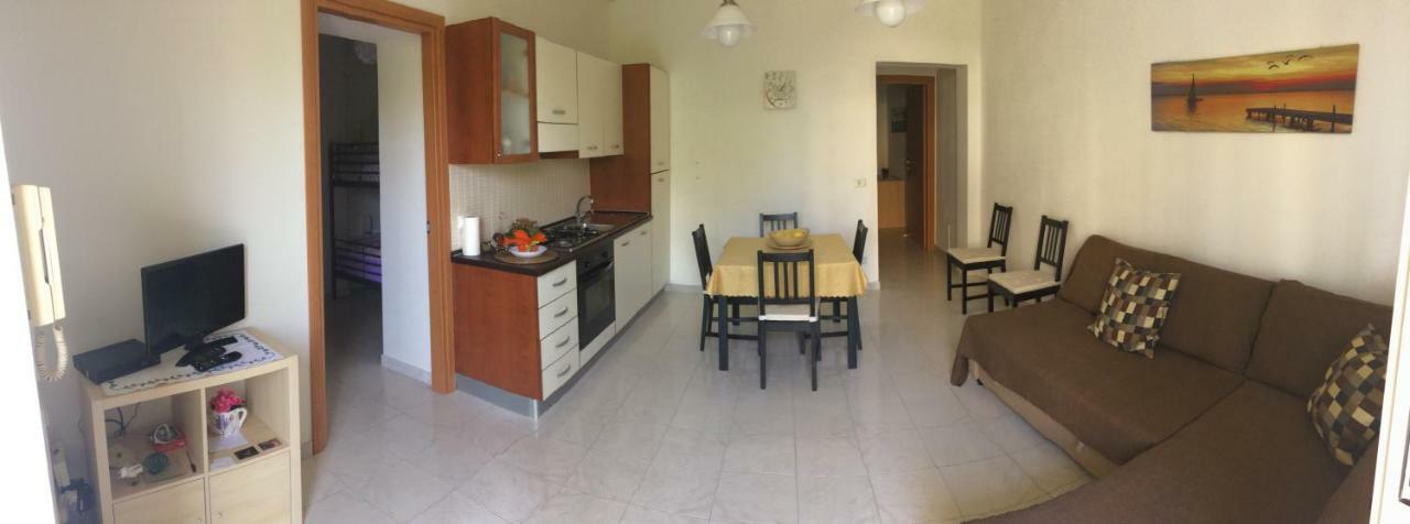 Casa Vacanze Il Gelsomino Patti Exterior foto